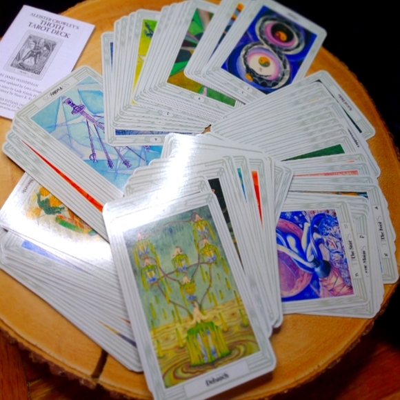 Thoth Pocket Swiss Tarot Deck - Picture 7 of 8